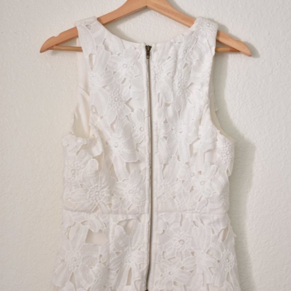 Astr The Label Textured Floral Body Con Dress - Picture 11 of 15